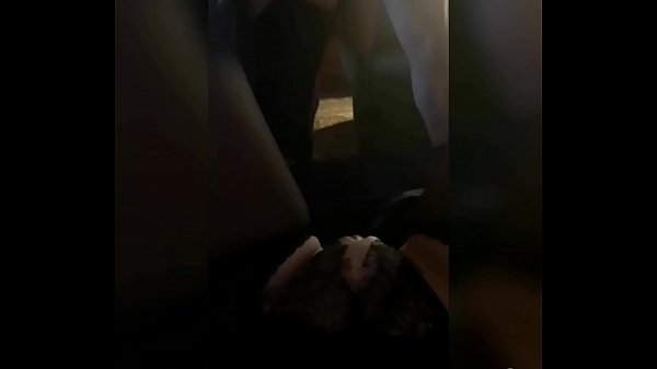 MJM wera. Te tane fucks kotiro i roto i te aroaro o tana wahine. Ka maku te Topanga a te wahine, ko ana wawata paru ka raru noa te hinengaro